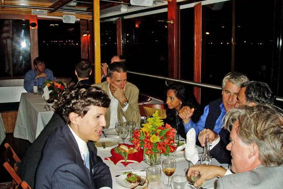 Motor yacht Manhattan - table